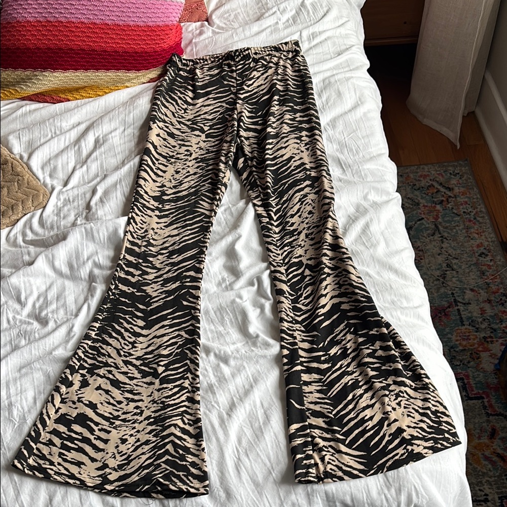 Stylish Zebra Print Flared Pants